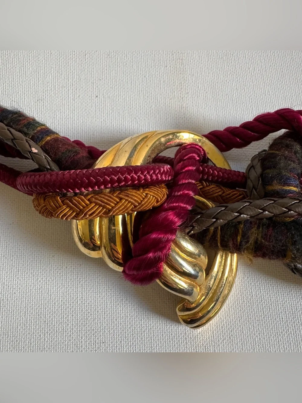 Vtg Burgundy Mixed Media Braided Woven Cord Belt Gold Tone Art To Wear Statement